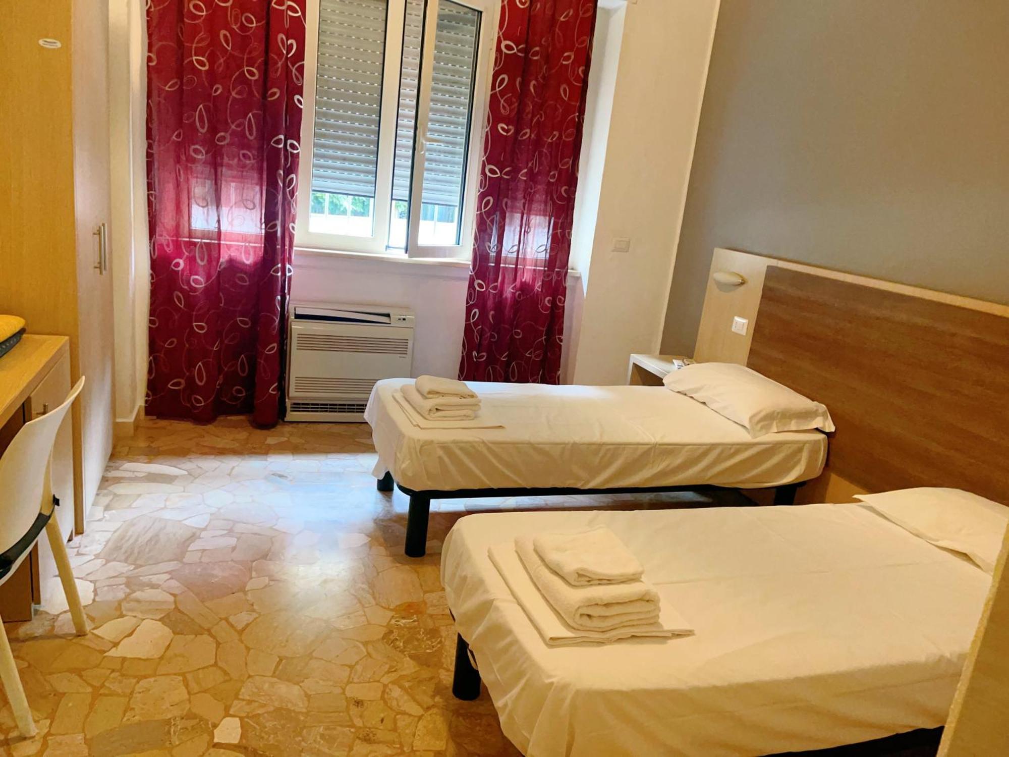 Hotel Bissi — Foto 1